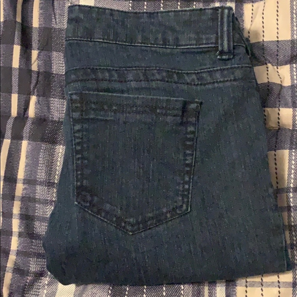 Forever 21 jeans. Size 28 straight keg
